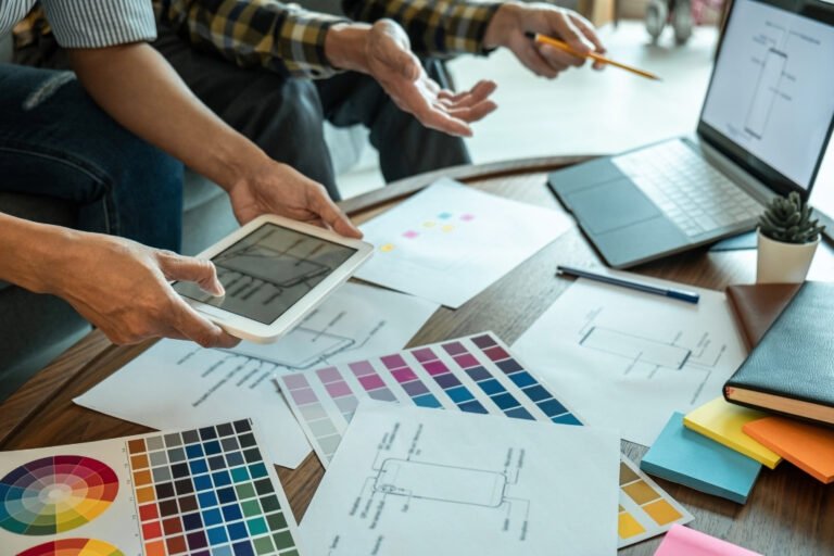 LA TENDENCIA DE DISEÑO QUE ESTÁ MATANDO A LOS SITIOS WEB ABURRIDOS